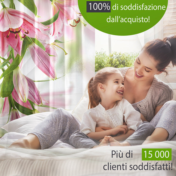 Tenda trasparente per finestre Piatto spa con candele galleggianti,  orchidea sulla stuoia 